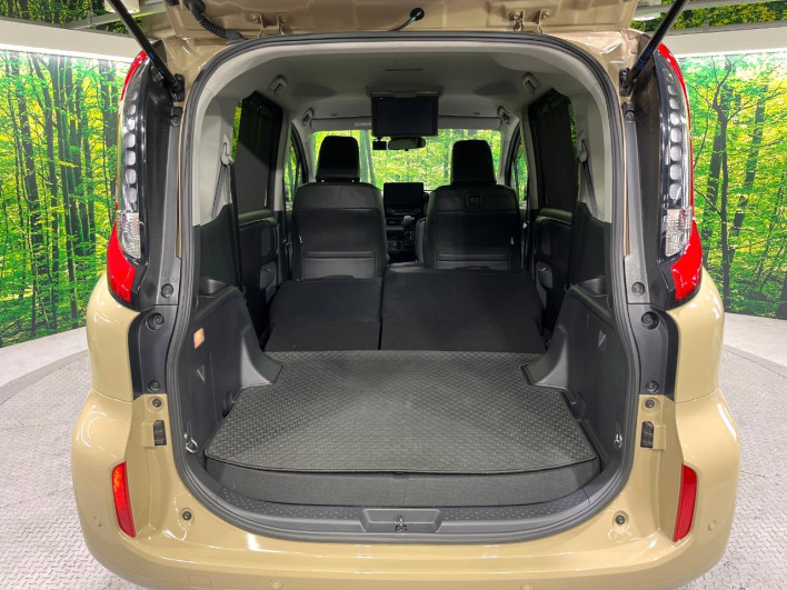 2023 Toyota Sienta 5BA-MXPC10G (UW-69f0675887fb7)[15]