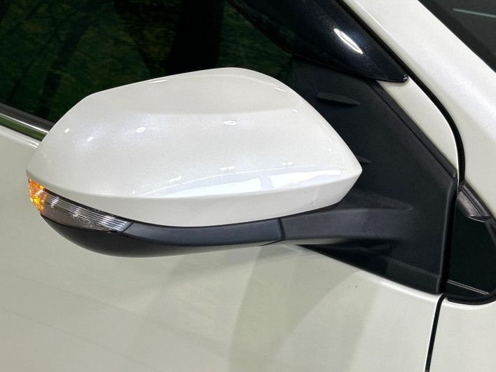 2020 Toyota Yaris 6AA-MXPH10 (UW-69f067588d21a)[14]