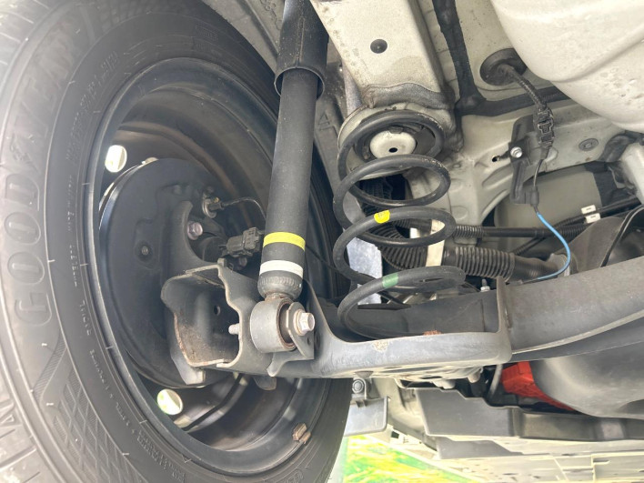 2020 Toyota Yaris 6AA-MXPH10 (UW-69f067588d21a)[25]