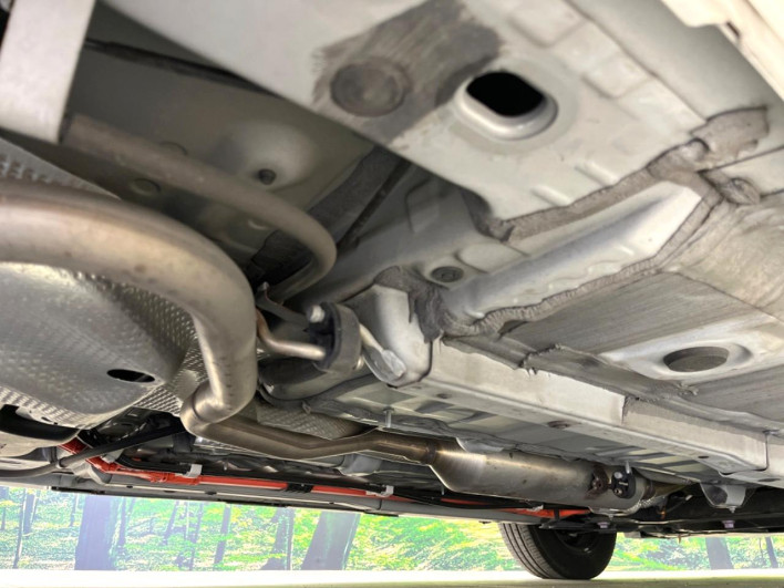 2021 Toyota Yaris 6AA-MXPH10 (UW-69f06758d91bd)[29]