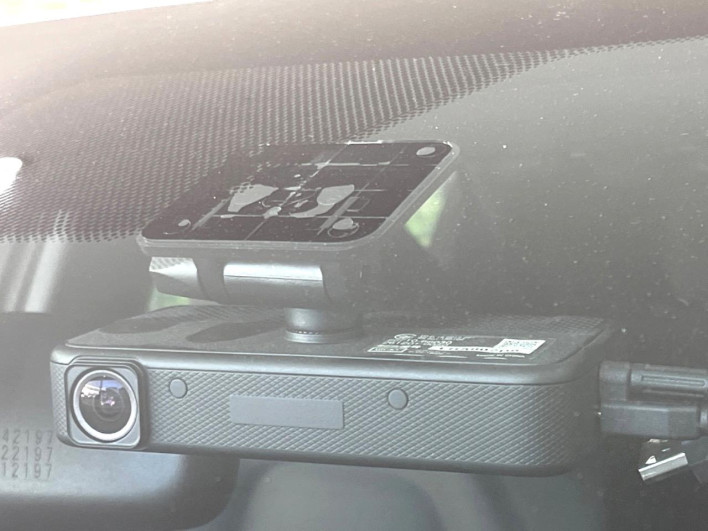 2021 Toyota Yaris 6AA-MXPH10 (UW-69f06758d91bd)[7]