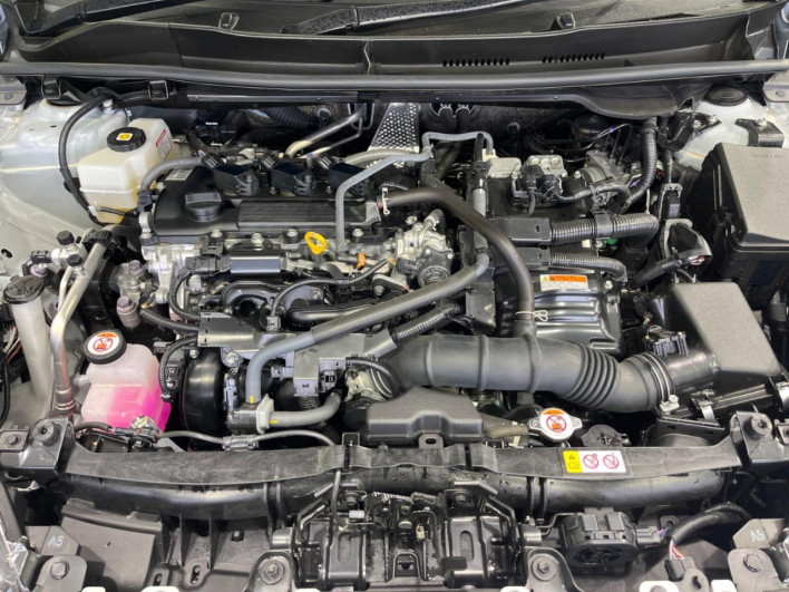 2023 Toyota Yaris 6AA-MXPH10 (UW-69f06759912da)[4]