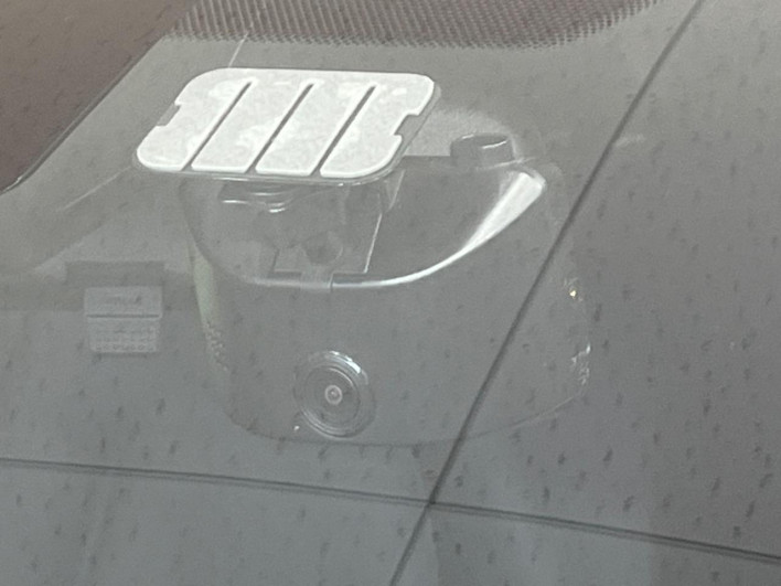 2023 Toyota Yaris 6AA-MXPH10 (UW-69f06759912da)[6]