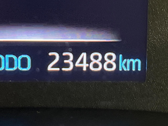 2023 Toyota Yaris 6AA-MXPH10 (UW-69f06759912da)[2]