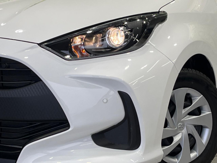 2023 Toyota Yaris 6AA-MXPH10 (UW-69f06759912da)[7]