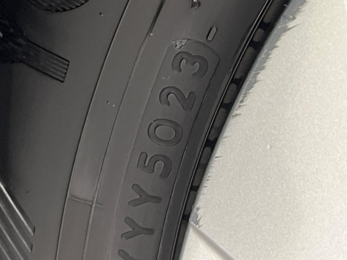 2023 Toyota Yaris 6AA-MXPH10 (UW-69f06759912da)[12]