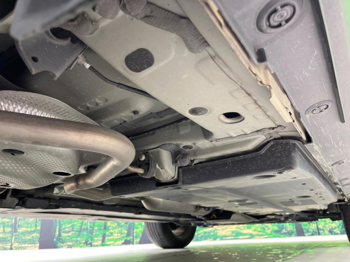 2021 Toyota Yaris Cross 6AA-MXPJ10 (UW-69f0675ab7aae)[26]