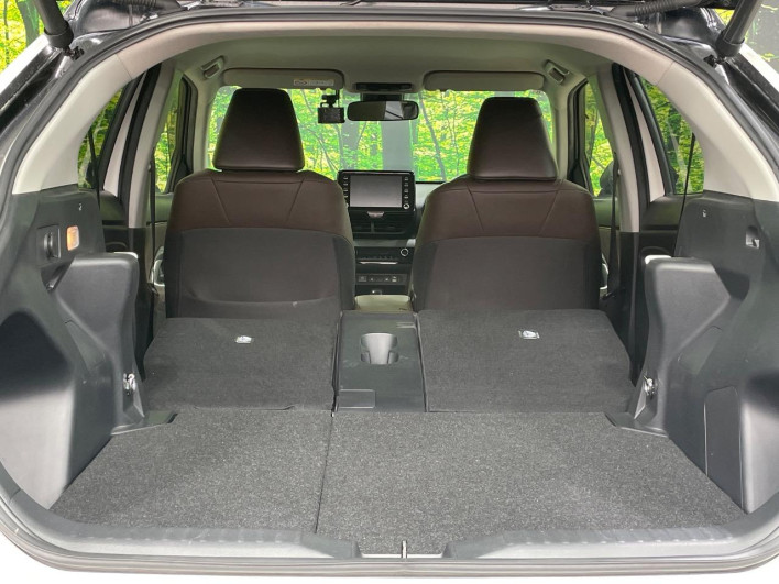 2021 Toyota Yaris Cross 6AA-MXPJ10 (UW-69f0675ad706c)[28]