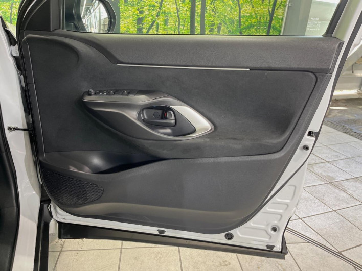 2023 Toyota Yaris Cross 6AA-MXPJ10 (UW-69f0675bbae82)[20]