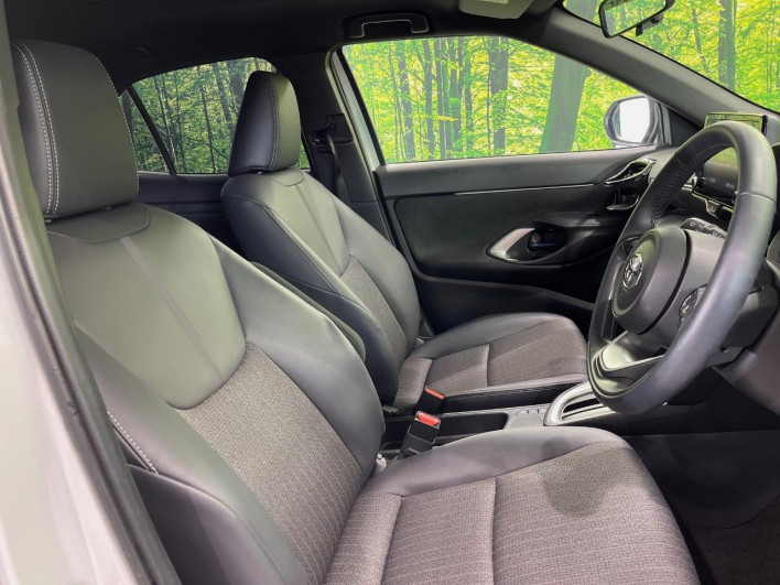 2023 Toyota Yaris Cross 6AA-MXPJ10 (UW-69f0675bbae82)[17]