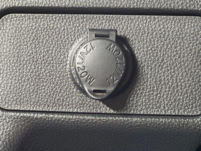 2023 Toyota Yaris Cross 6AA-MXPJ10 (UW-69f0675bbae82)[11]