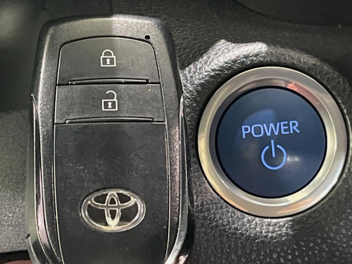 2023 Toyota Yaris Cross 6AA-MXPJ10 (UW-69f0675bbae82)[24]