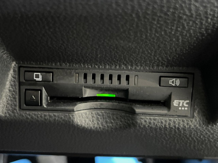 2023 Toyota Yaris Cross 6AA-MXPJ10 (UW-69f0675bbae82)[28]