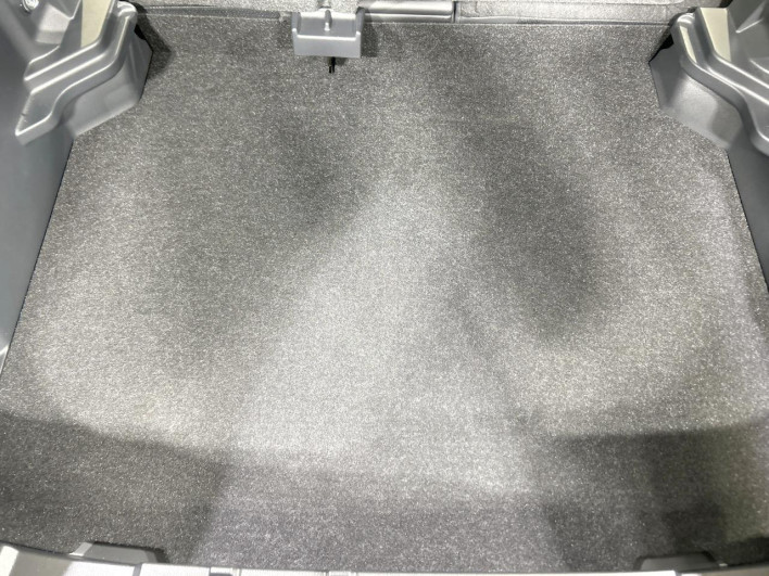 2024 Toyota Yaris Cross 6AA-MXPJ10 (UW-69f0675cab42c)[29]