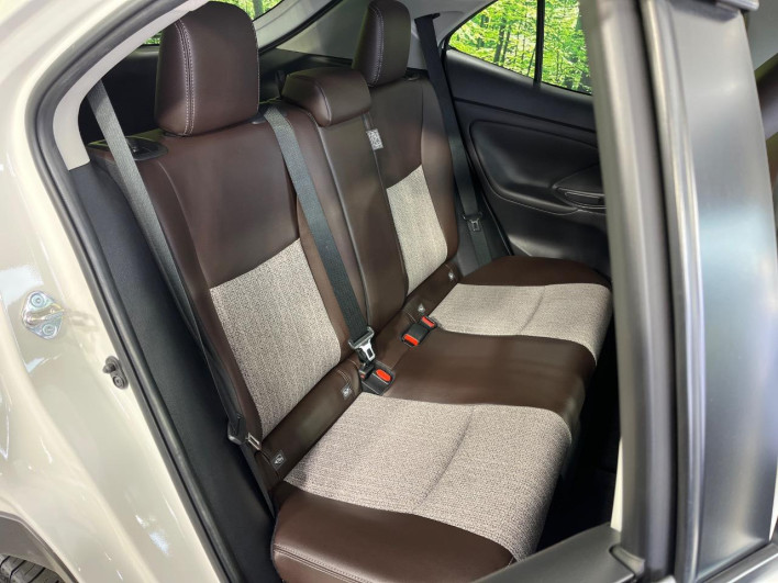 2021 Toyota Yaris Cross 6AA-MXPJ15 (UW-69f0675cf3145)[7]