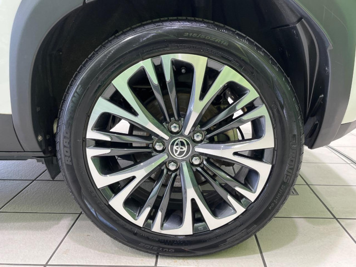 2021 Toyota Yaris Cross 6AA-MXPJ15 (UW-69f0675cf3145)[12]