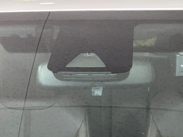 2021 Toyota Yaris Cross 6AA-MXPJ15 (UW-69f0675cf3145)[17]