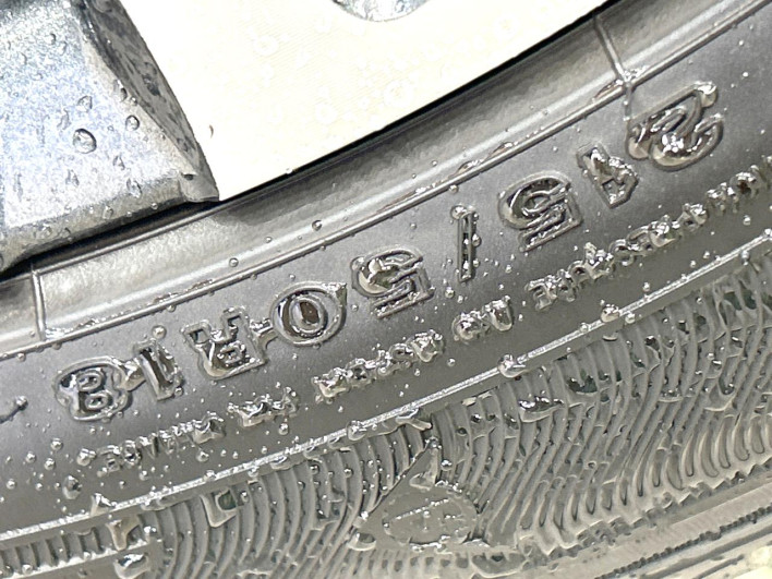 2021 Toyota Yaris Cross 6AA-MXPJ15 (UW-69f0675dc4aad)[17]