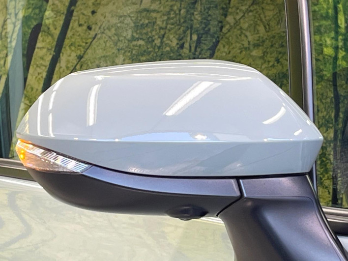 2022 Toyota Sienta 6AA-MXPL10G (UW-69f0675f2d6ef)[13]