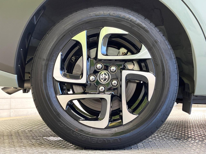 2022 Toyota Sienta 6AA-MXPL10G (UW-69f0675f2d6ef)[16]