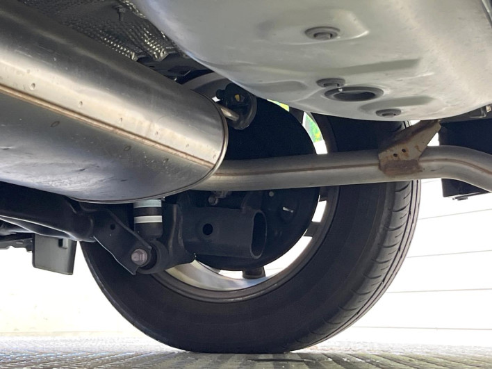 2022 Toyota Sienta 6AA-MXPL10G (UW-69f0675f2d6ef)[18]