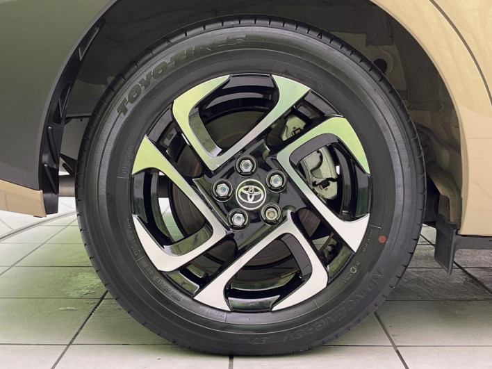 2023 Toyota Sienta 6AA-MXPL10G (UW-69f0675f655c0)[19]