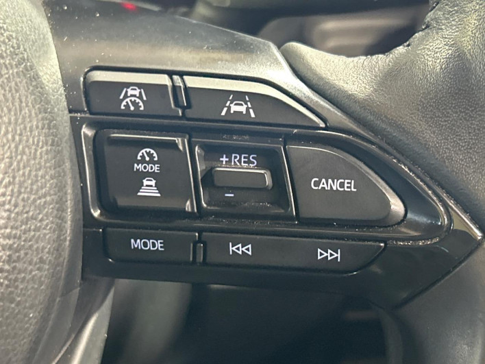 2023 Toyota Sienta 6AA-MXPL10G (UW-69f0675f6b15b)[10]