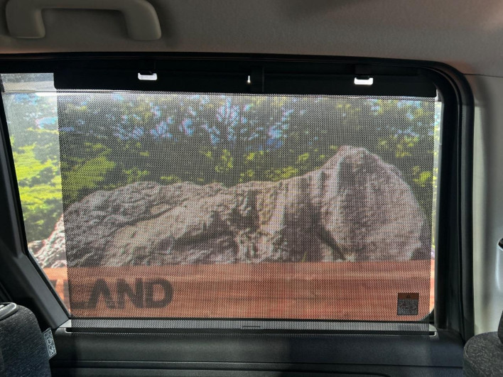 2023 Toyota Sienta 6AA-MXPL10G (UW-69f0675f6b15b)[27]