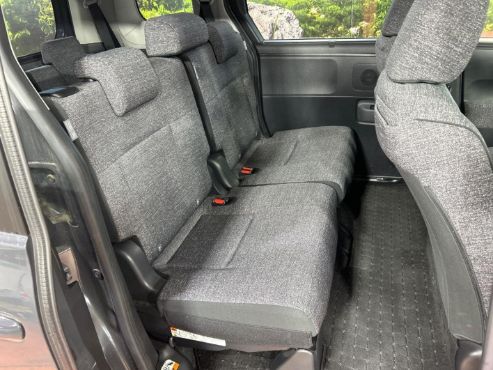 2023 Toyota Sienta 6AA-MXPL10G (UW-69f0675f6b15b)[23]