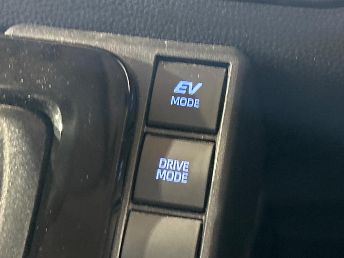 2023 Toyota Sienta 6AA-MXPL10G (UW-69f0675f6b15b)[20]