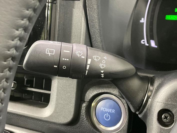 2023 Toyota Sienta 6AA-MXPL10G (UW-69f0675fdff31)[11]