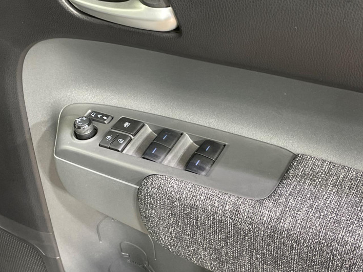 2023 Toyota Sienta 6AA-MXPL10G (UW-69f0675fdff31)[20]