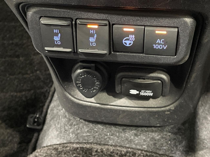 2023 Toyota Sienta 6AA-MXPL10G (UW-69f0675fdff31)[7]