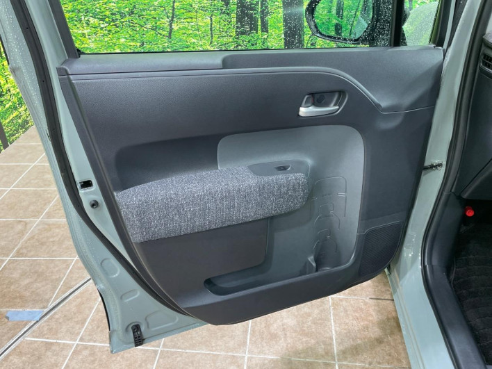 2023 Toyota Sienta 6AA-MXPL10G (UW-69f0675fdff31)[27]