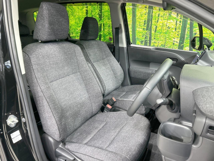 2023 Toyota Sienta 6AA-MXPL10G (UW-69f0676134f15)[21]