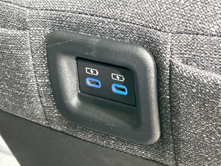 2023 Toyota Sienta 6AA-MXPL10G (UW-69f0676134f15)[25]