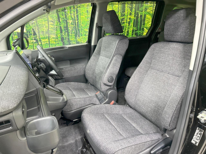 2023 Toyota Sienta 6AA-MXPL10G (UW-69f0676134f15)[18]