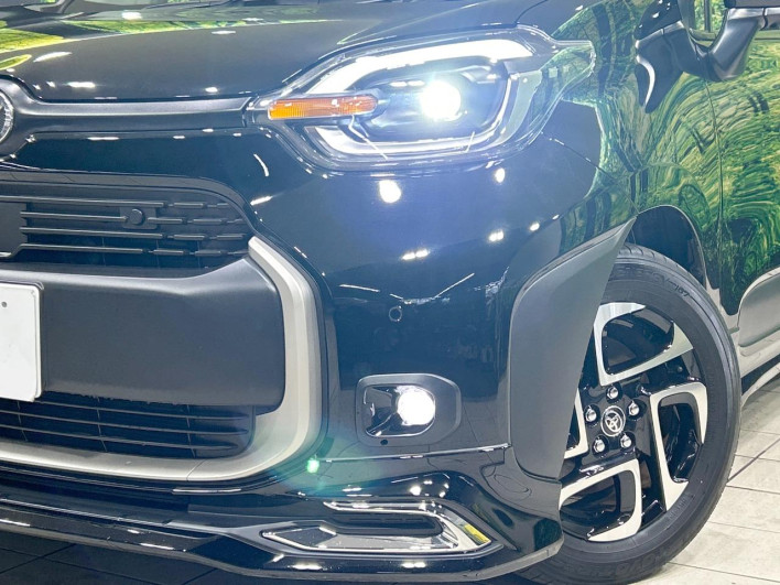 2023 Toyota Sienta 6AA-MXPL10G (UW-69f0676134f15)[16]