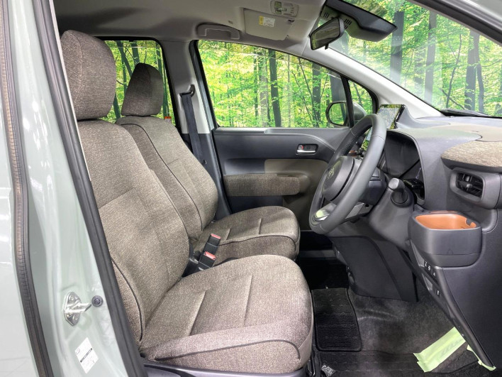 2024 Toyota Sienta 6AA-MXPL10G (UW-69f0676155a6f)[23]