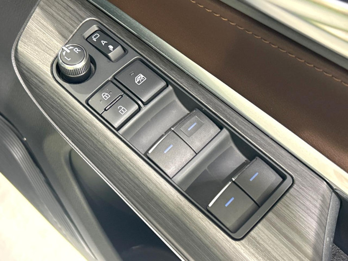 2020 Toyota Harrier 6BA-MXUA80 (UW-69f06761af0f8)[29]