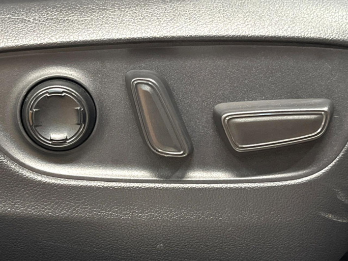 2021 Toyota Harrier 6BA-MXUA80 (UW-69f067638e9e4)[26]