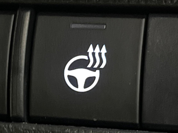 2021 Toyota Harrier 6BA-MXUA80 (UW-69f067638e9e4)[23]