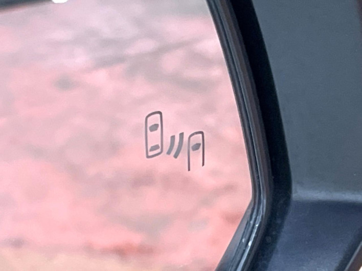 2021 Toyota Harrier 6BA-MXUA80 (UW-69f067638e9e4)[20]