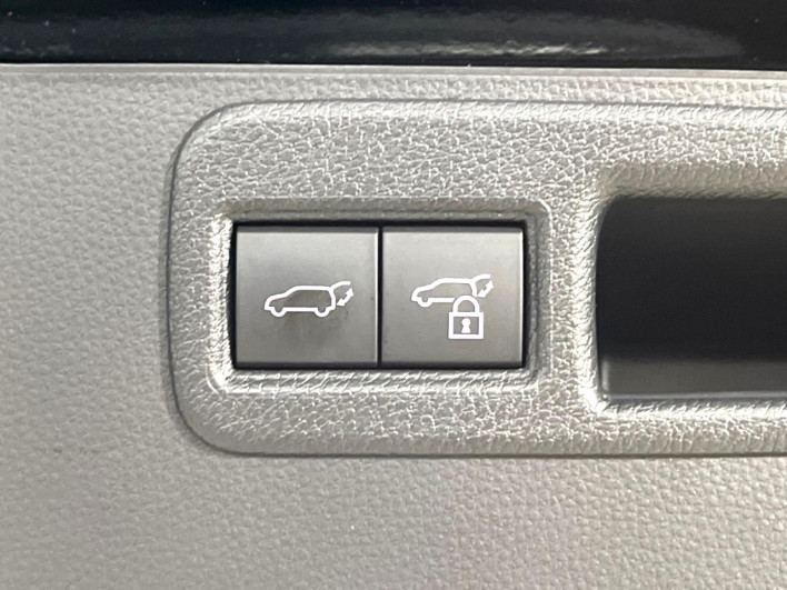 2021 Toyota Harrier 6BA-MXUA80 (UW-69f06763cae3d)[13]