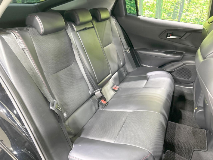 2023 Toyota Prius 6AA-MXWH60 (UW-69f0676433cbe)[22]