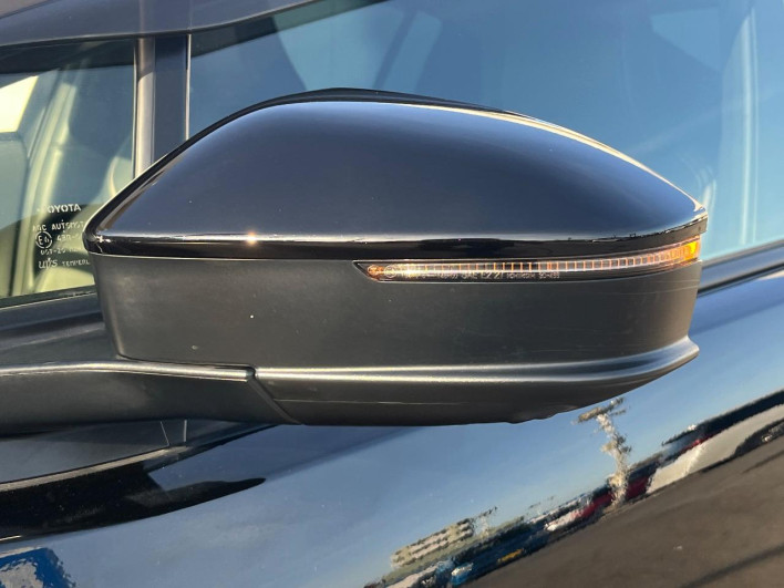 2023 Toyota Prius 6AA-MXWH60 (UW-69f06765ac5cf)[14]