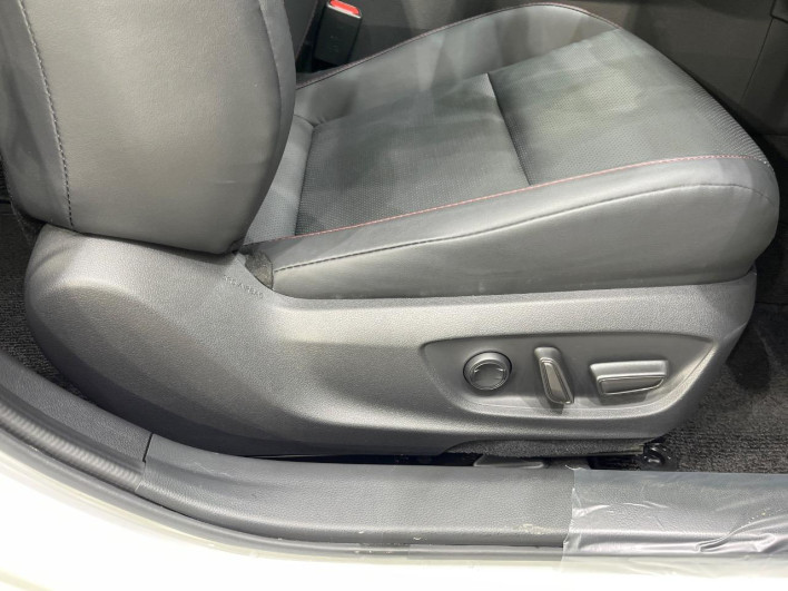 2023 Toyota Prius 6AA-MXWH60 (UW-69f06765c7248)[12]