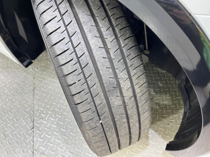 2023 Toyota Prius 6AA-MXWH60 (UW-69f06765c7248)[8]