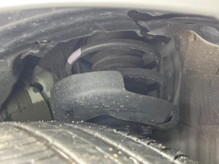 2024 Toyota Prius 6AA-MXWH60 (UW-69f067662f13f)[8]