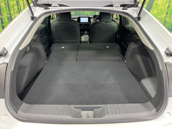 2024 Toyota Prius 6AA-MXWH60 (UW-69f067662f13f)[28]